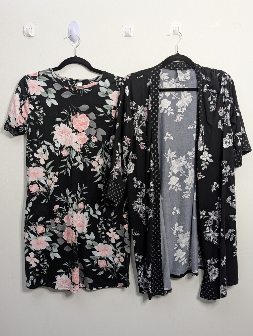 Flora Nikrooz Matching Nightgown & Robe Bundle | Size Small